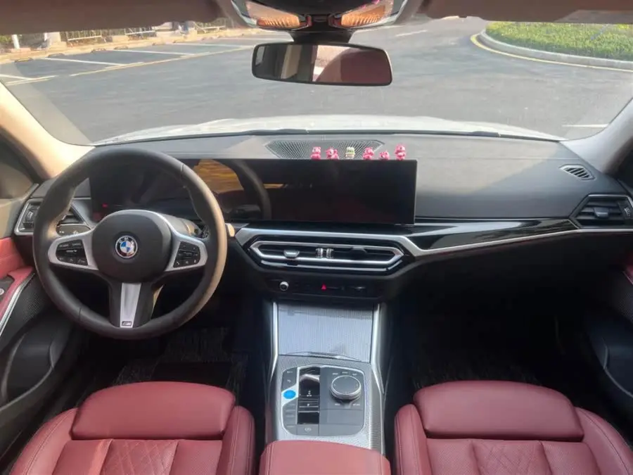 بي إم دبليو i3 2022 eDrive 35 L