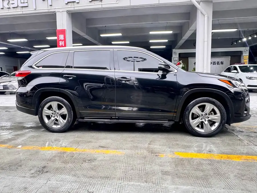 2021 Toyota Highlander 2.0T AWD Luxury 7-Seater