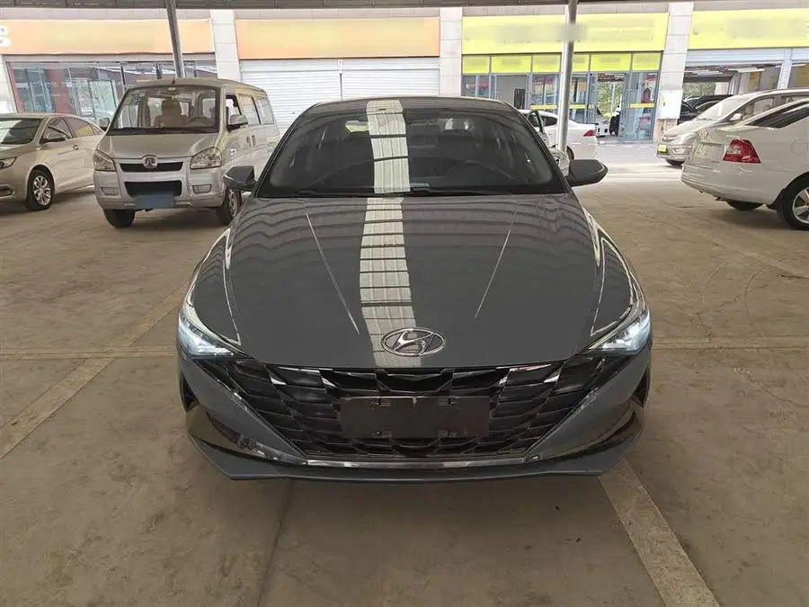 إيلانتر 2021 1.5L CVT LUX النسخة المميزة