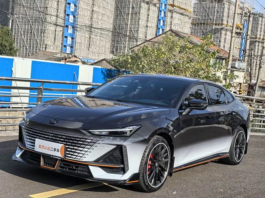 Changan UNI-V 2023 1.5T Sport Version