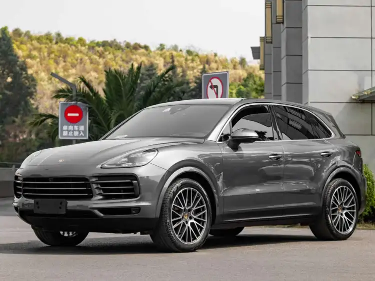 2022 Cayenne 3.0T Platinum Edition