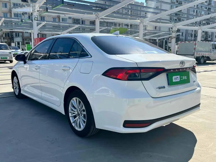 أسد آسيا 2021 2.0L إصدار فاخر