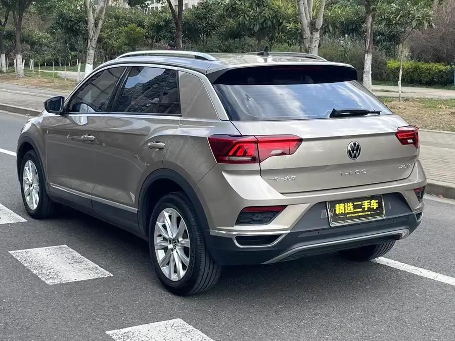 T-ROC 2021 طراز 280TSI DSG دفع ثنائي نسخة النخبة المتصلة الذكية