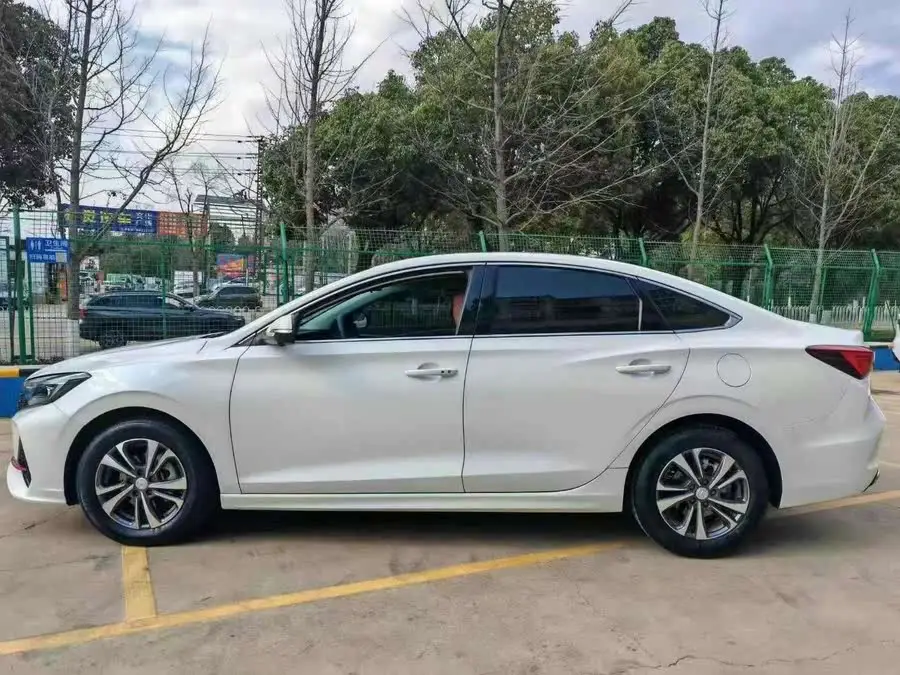 Yidong 2022 Plus Blue Whale NE 1.4T GDI DCT Premium Edition