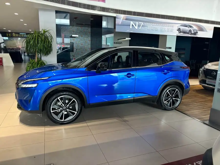 نيسان قشقاي 2023 1.3T CVT فلاجشيب