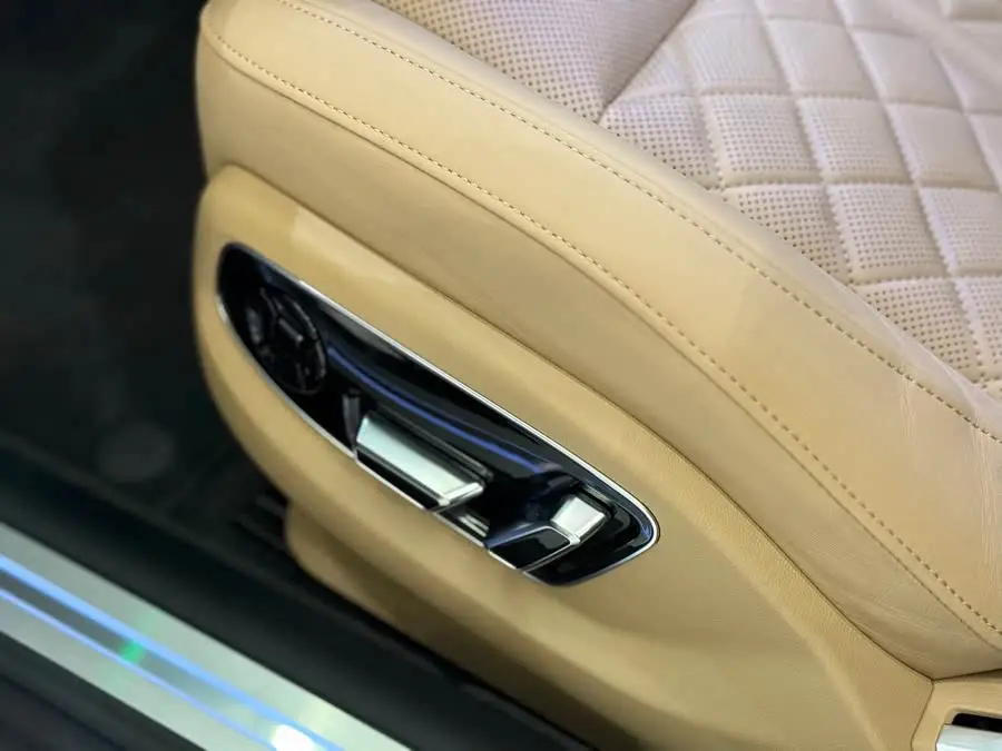 أودي A8 2022 A8L 50 TFSI كواترو إصدار الراحة الإصدار الجامع