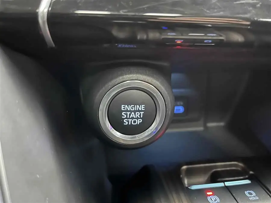 لينغ فانغ هارير 2022 2.0 لتر CVT دفع ثنائي نسخة الدخول