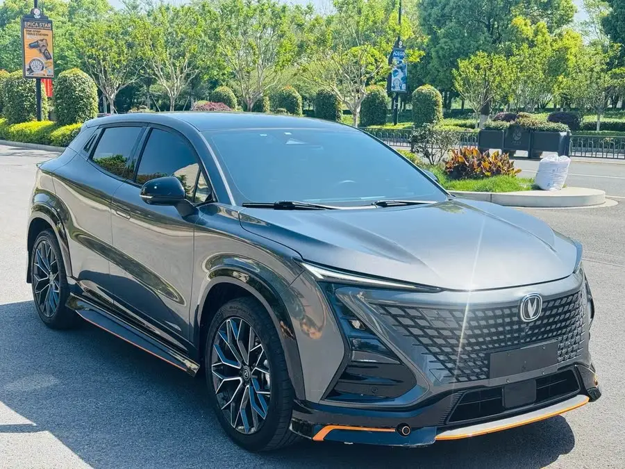 شانجان UNI-T 2022 1.5T نسخة رياضية فاخرة