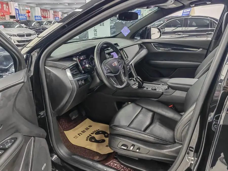 كاديلاك XT5 2020 تحديث 28T دفع رباعي فاخرة