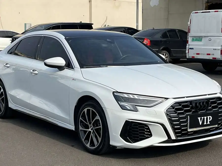 أودي A3 طراز 2021 A3L ليموزين 35 TFSI طراز رياضي متقدم