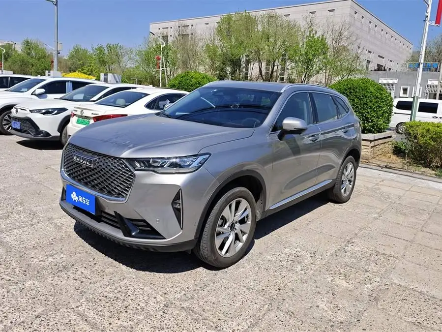 معلومات أساسية عن السيارة