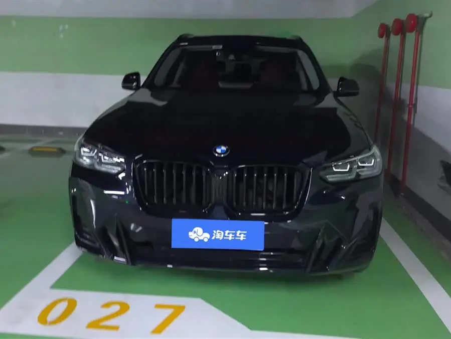 BMW X3 2022 xDrive30i Leading Edition M Night Package