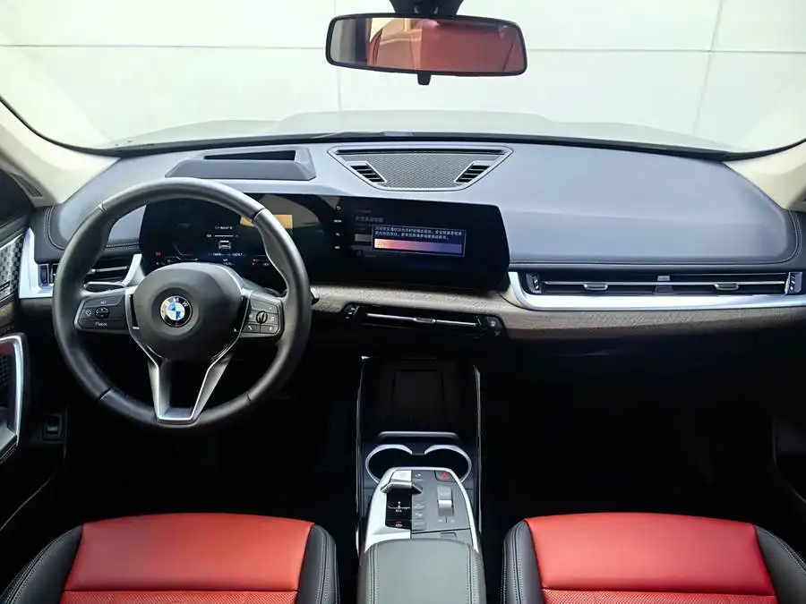 BMW X1 2024 xDrive25Li X Design Package