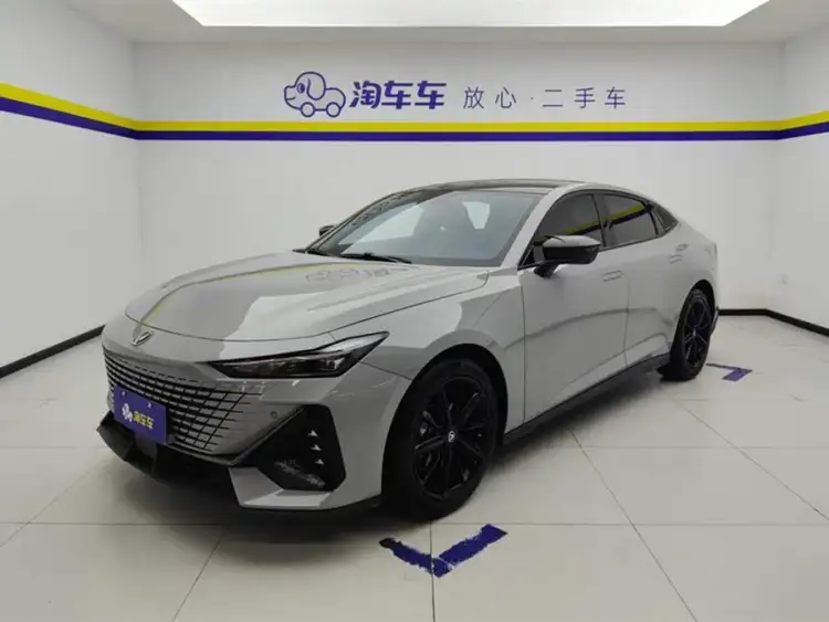 Changan UNI-V 2022 1.5T Premium