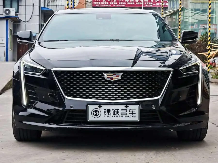 كاديلاك CT6 2022 28T فاخرة