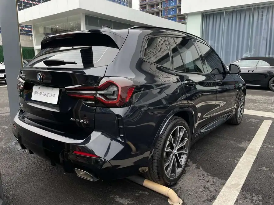 BMW X3 2023 xDrive30i Leading Model M Shadow Package