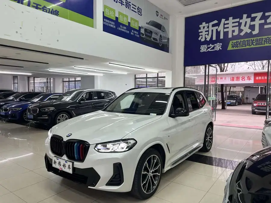BMW X3 2022 xDrive30i Leading Model M Blackout Package