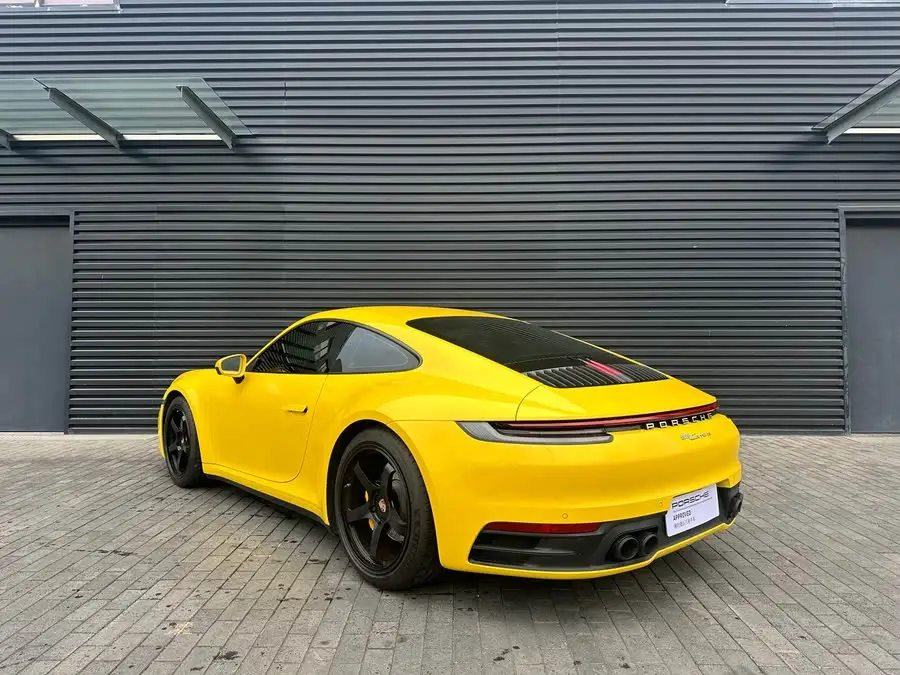 Porsche 911 2020 Carrera 3.0T