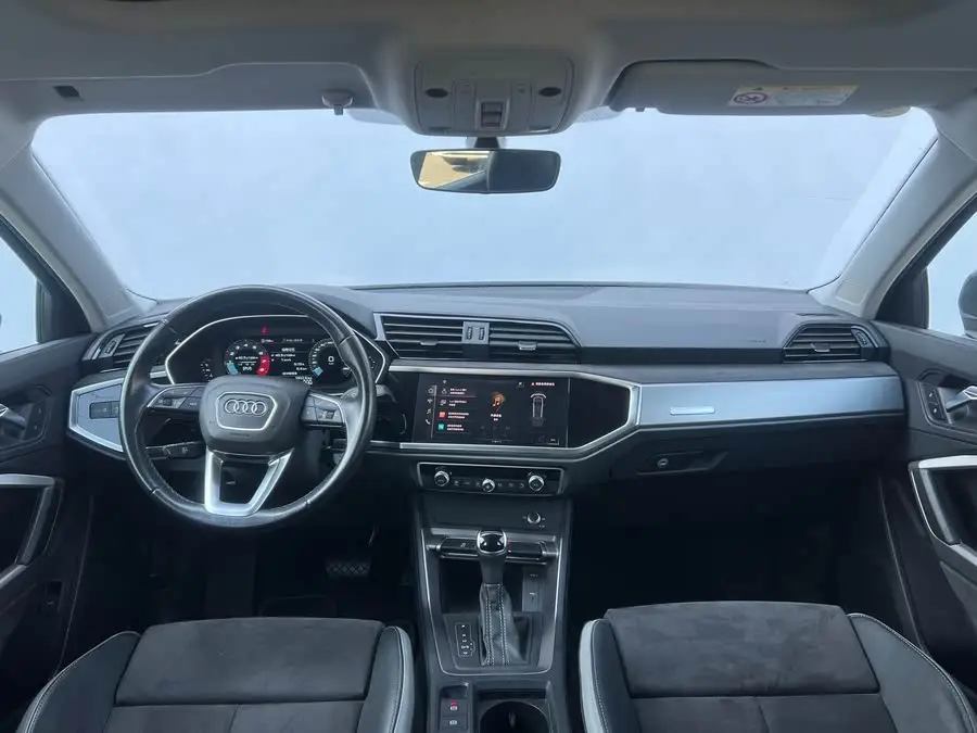 Audi Q3 2023 35 TFSI Trendy Dynamic (1.4T)