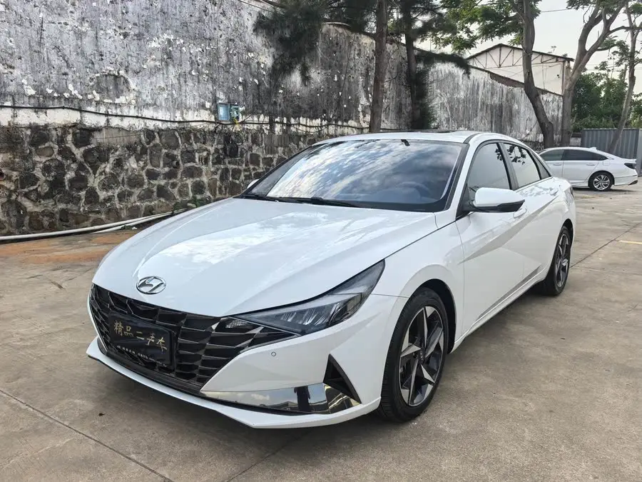 إلنترا 2022 1.5 لتر CVT GLX النخبة