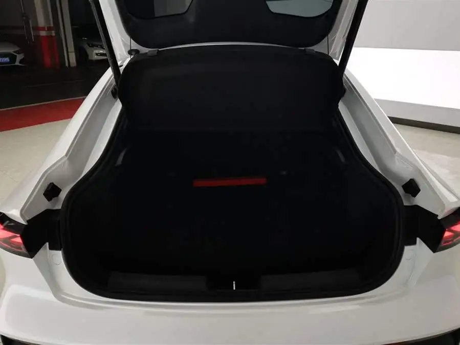 Changan UNI-V 2023 1.5T Premium