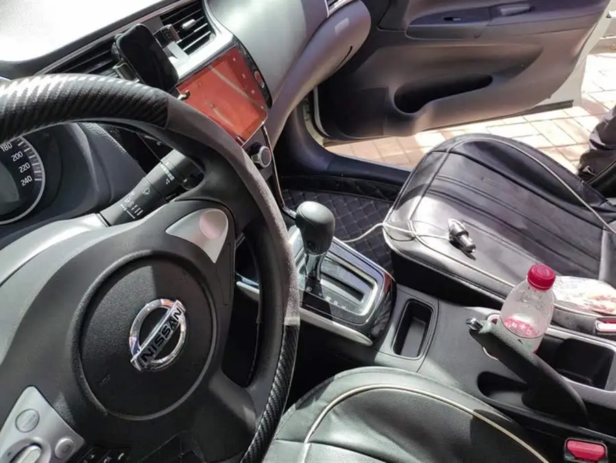 2022 نيسان سيلفي كلاسيك 1.6XL CVT الفاخرة