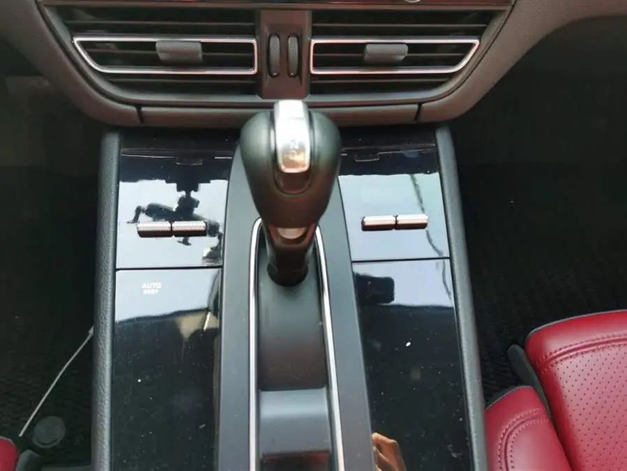 2022 Macan Macan 2.0T