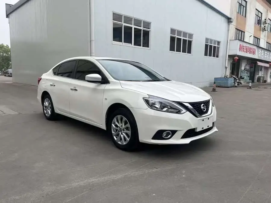 2021 نيسان سيلفي كلاسيك 1.6XL CVT فئة الرفاهية