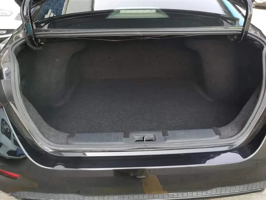 2021 نيسان سيلفي 1.6 لتر XL CVT نسخة الاستمتاع