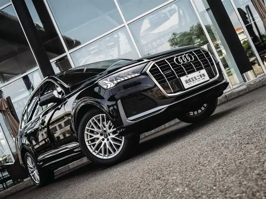 Audi Q7 2021 45 TFSI quattro S line Sport
