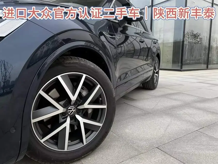 Touareg 2023 3.0 TSI R-Line Classic Sports Package