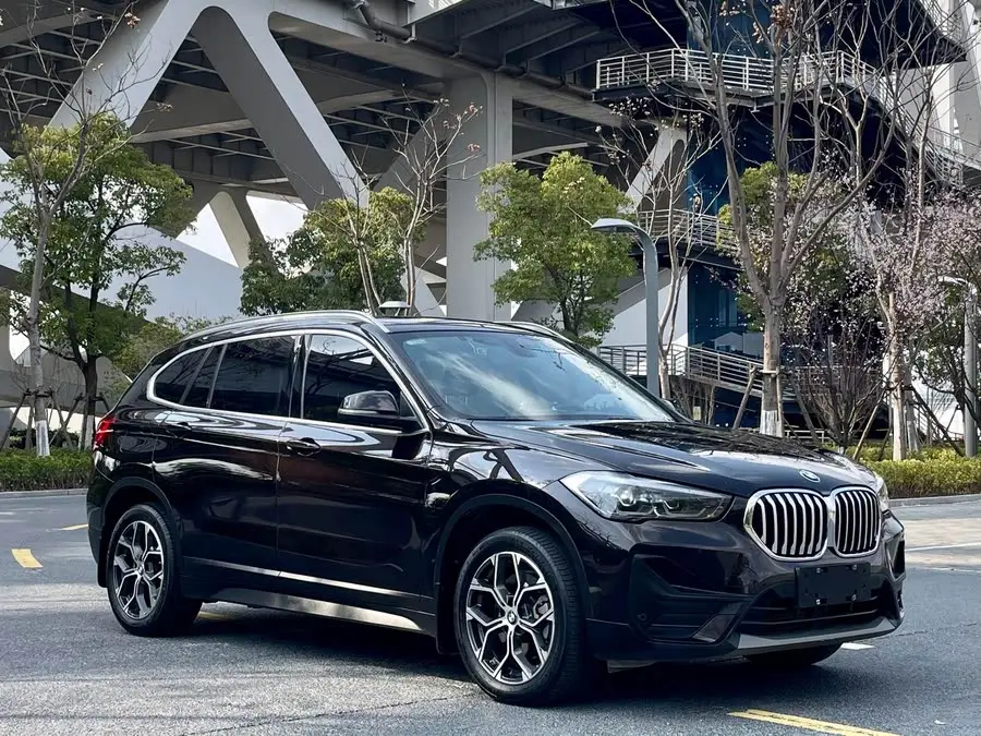 BMW X1 2022 sDrive25Li Leading Edition