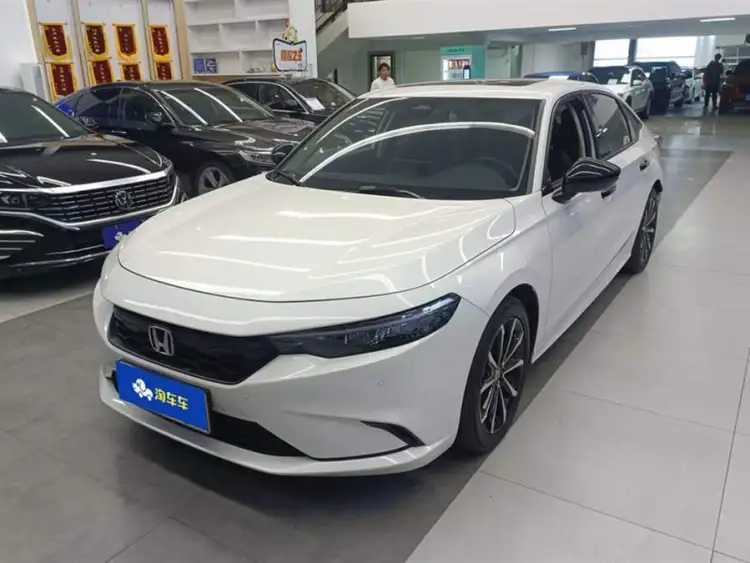 2023 Model 240TURBO CVT Phantom Night - Technology Edition