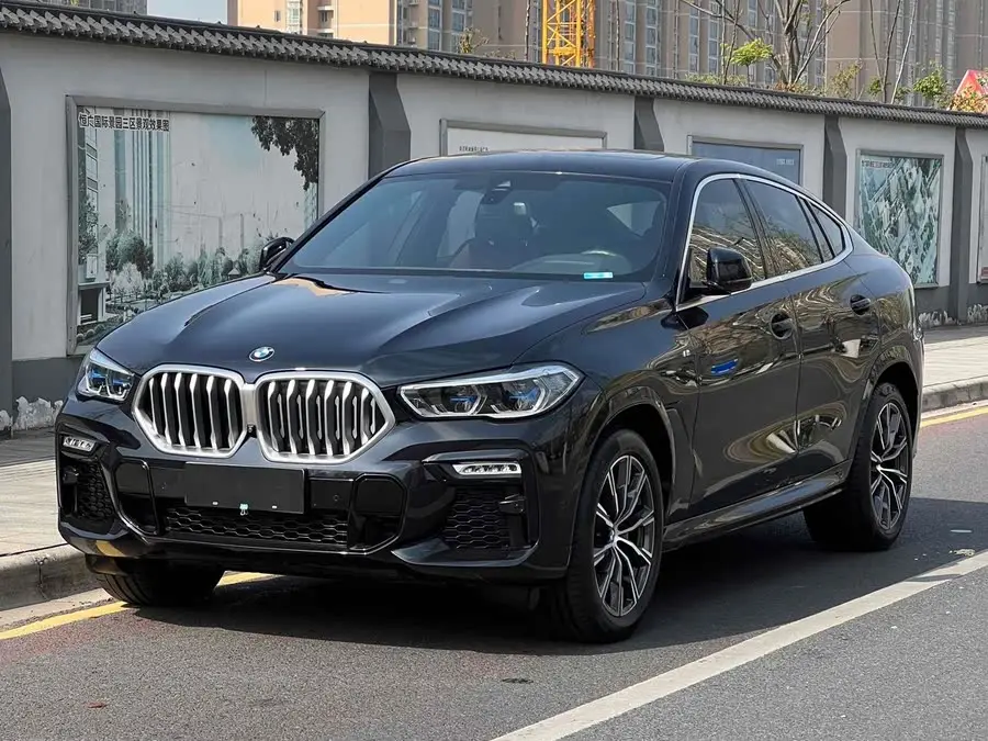 بي إم دبليو X6 2021 xDrive40i حزمة M الرياضية
