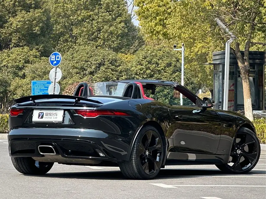 Jaguar F-TYPE 2024 P300 75th Anniversary Collector's Edition Convertible