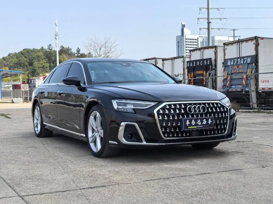 Audi A8 2023 A8L 50 TFSI quattro Premium