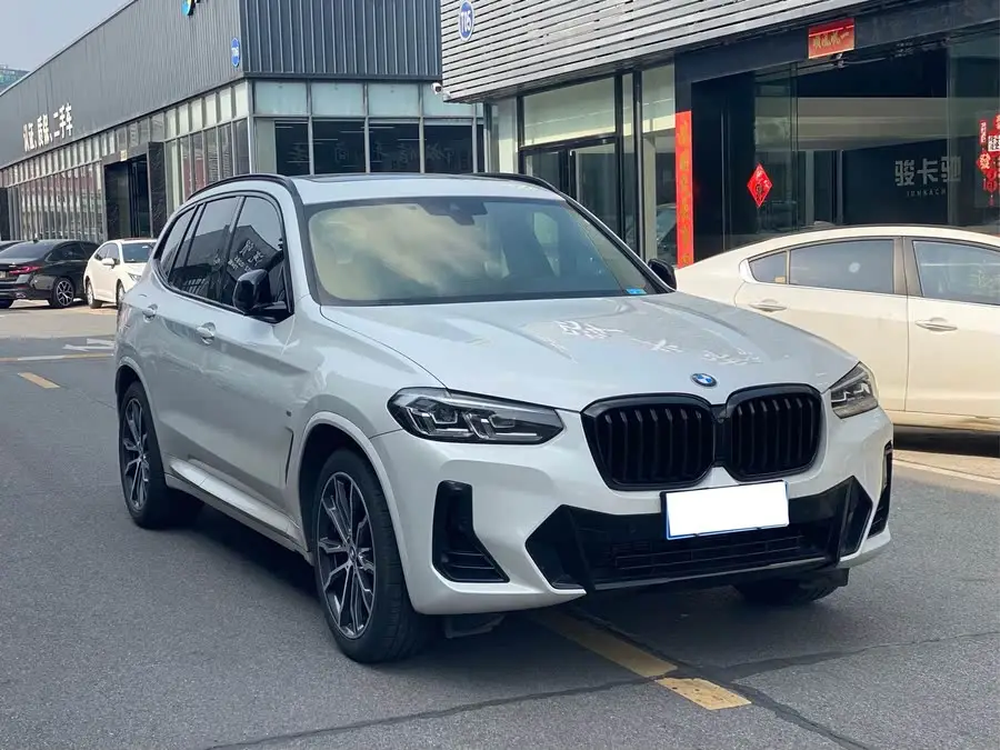 BMW X3 2022 xDrive30i Leading Model M Shadow Package