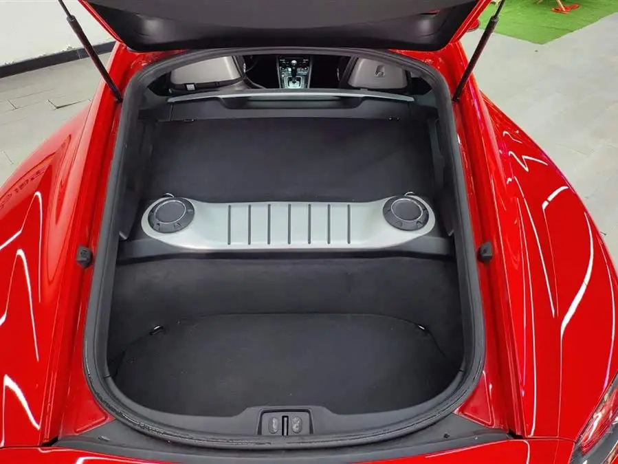 Porsche 718 2019 Cayman T 2.0T