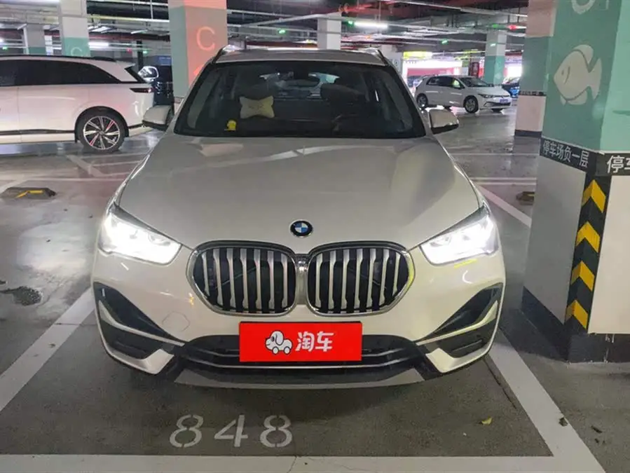 بي إم دبليو X1 2022 sDrive25Li النسخة الرائدة