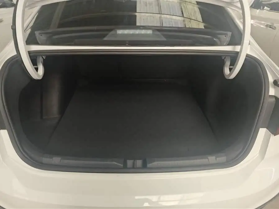 LAVIDA 2023 280TSI DSG Starry Full Edition