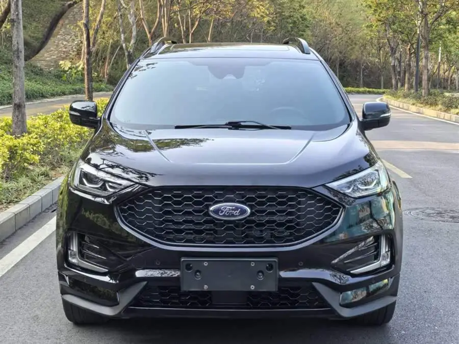 2020 Ford Edge EcoBoost 245 AWD ST-Line 7-Seater