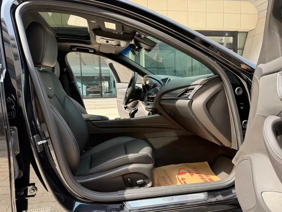 Cadillac CT5 2022 28T Luxury (Standard Edition)