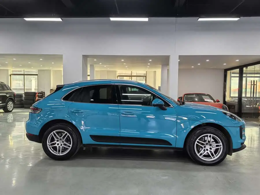 2021 Macan 2.0T
