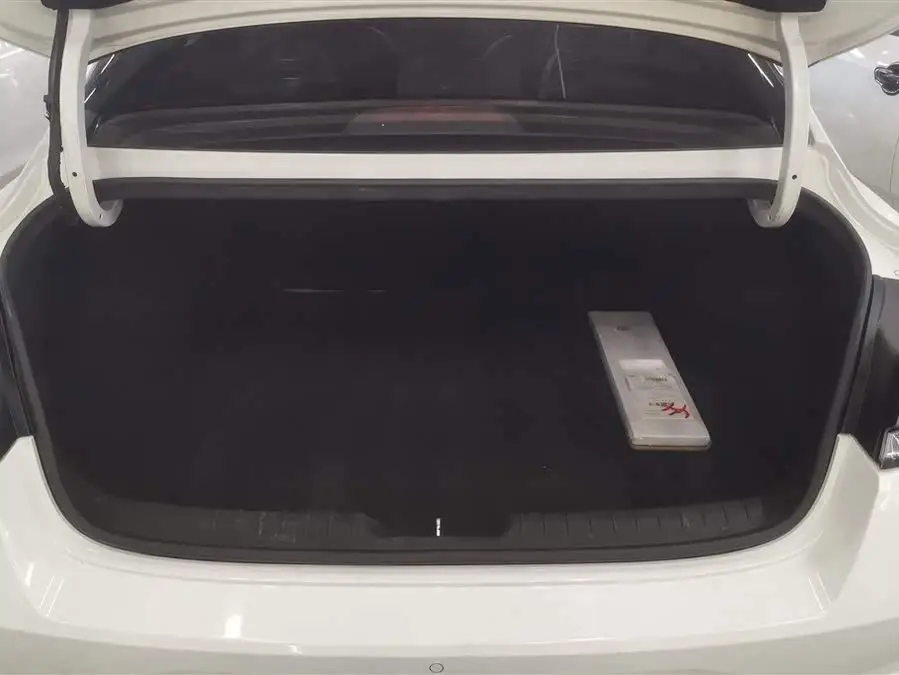 إيلانتا 2021 1.5 لتر CVT LUX الإصدار المتميز