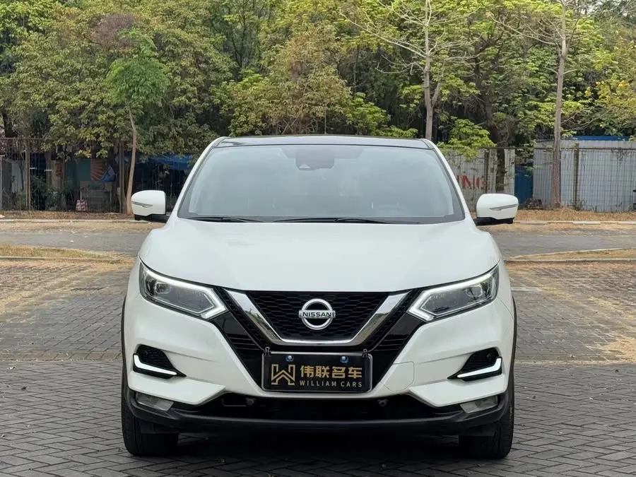 2021 نيسان إكس-تريل 2.0 لتر CVT الفاخرة