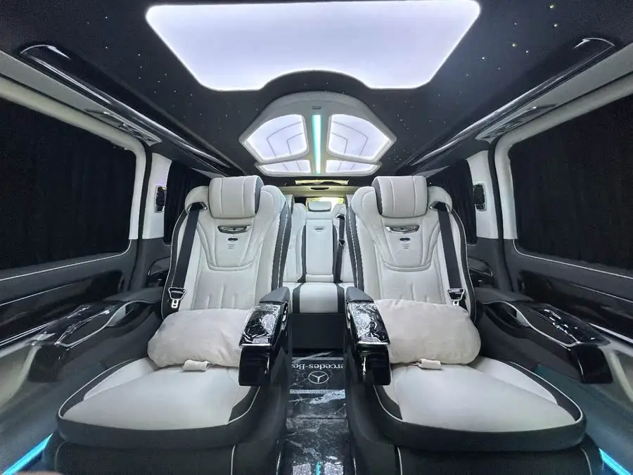 Vito 2023 2.0T Elite Version 7-Seater