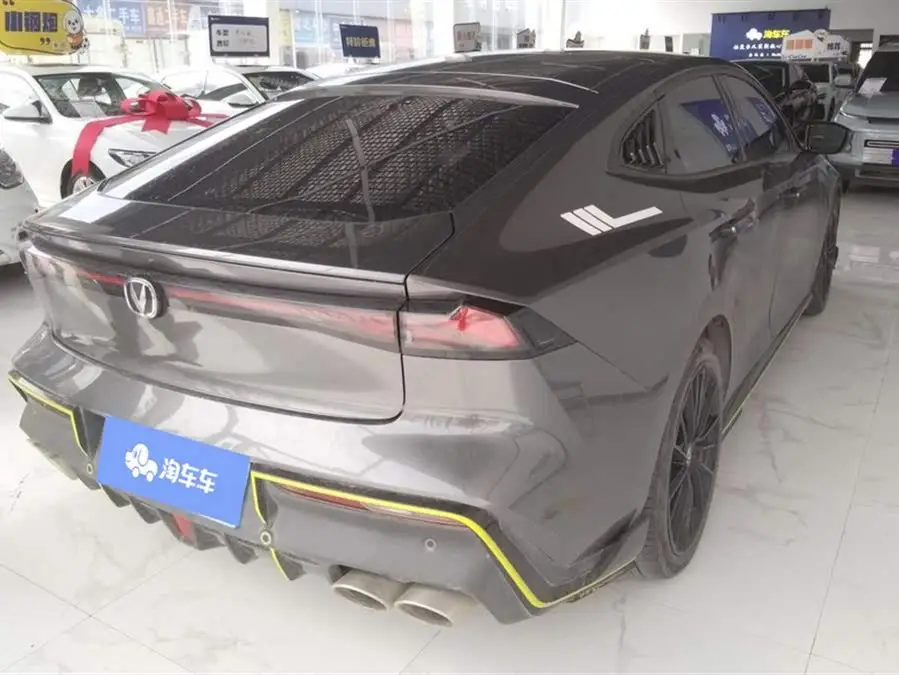 Changan UNI-V 2022 1.5T Sport Version