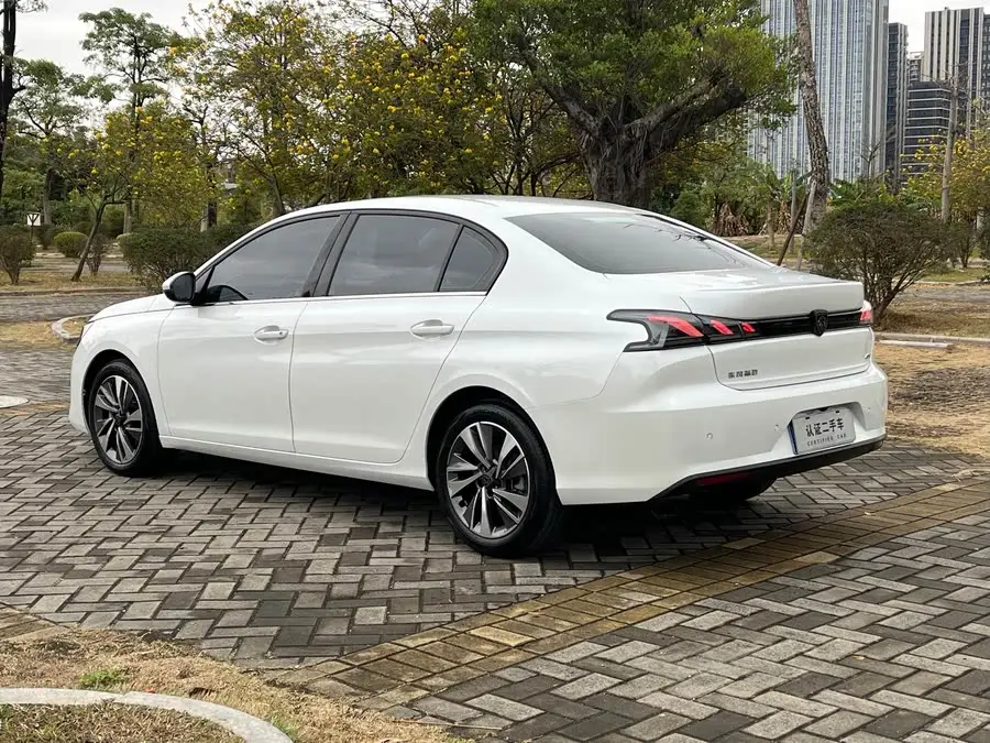 Peugeot 408 2022 1.6T Chase Light Edition