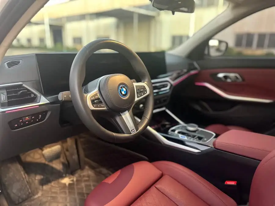 BMW i3 2022 eDrive 35 L