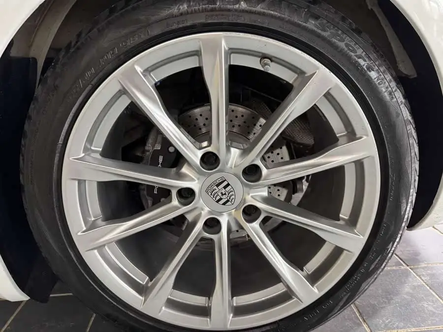 Porsche 718 2020 Cayman 2.0T